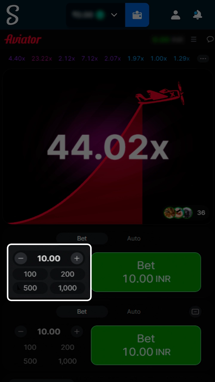 Choose your wagering limits for Aviator on Stake.
